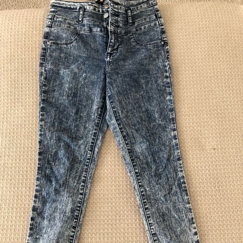High waisted skinny jeans